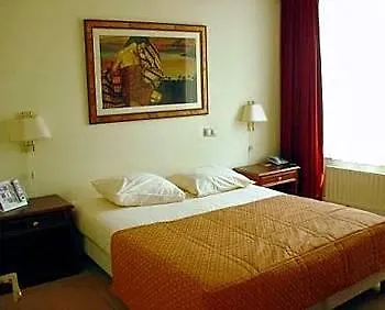 Crown Inn Eindhoven Hotel